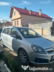 Opel zafira B GPL 7 LOCURI