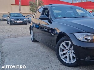 BMW Seria 3 318i Touring