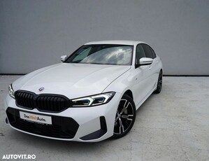 BMW Seria 3 330i xDrive AT