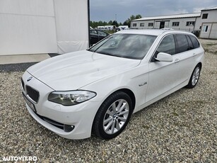 BMW Seria 5 525d Touring Aut.