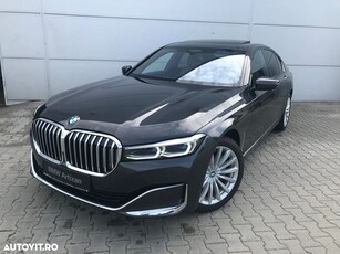 BMW Seria 7 730d MHEV