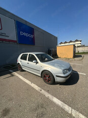 Golf 4 1.6 SR