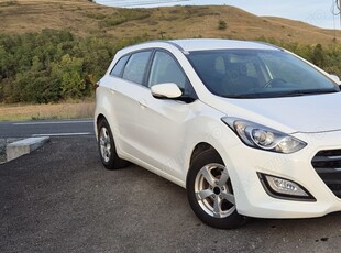 Hyundai i30 Facelift 1.6CRDi 110cp Euro 6 Automat 7+1 Viteze Navi Camera