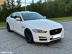 Jaguar XE E-Performance Aut. Portfolio