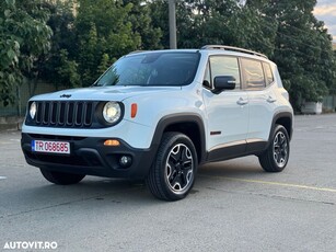 Jeep Renegade 2.0 M-Jet 4x4 Low AT9 Trailhawk