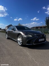 Lexus Seria LS