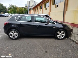 Opel Astra 1.7 CDTI DPF Cosmo