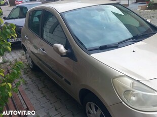 Renault Clio III 1.2 16V Dynamique