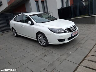 Renault Latitude 2.0 dCi Initiale