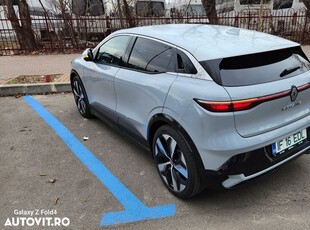 Renault Megane Megan E-TECH EV60 super charge techno