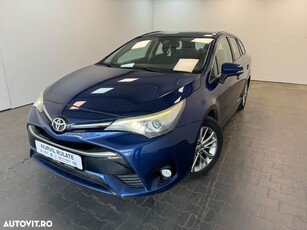 Toyota Avensis 2.0 D-4D Elegance