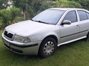 Vând Skoda Octavia Tour 1.9D