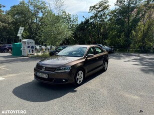 Volkswagen Jetta 2.0 TDI CR DPF Highline