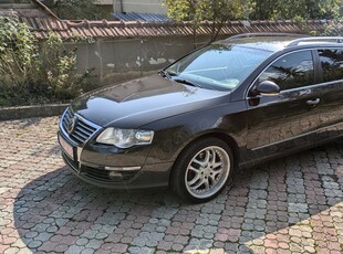 Volkswagen Passat Variant 2.0 TDI DSG 170CP Highline