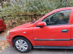 Vânzare mașină auto Opel Astra.