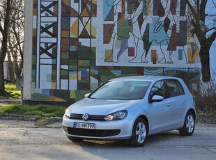 VW Golf 6 1.4TSI NaviTouch SenzoriParcare DubluClima Bluetooth ÎncălzireScaune CamerăMarșarier