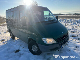 Mercedes-Benz Sprinter 213 CDI (8+1 Locuri)