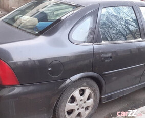 Opel Astra v 1.6