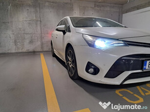 Toyota Avensis T27 2.0 benzina automata CVT Multidrive S Luxury 2017