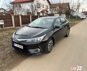 Toyota Corolla 1.6 Benzină