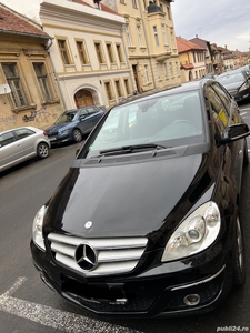 Mercedes B200