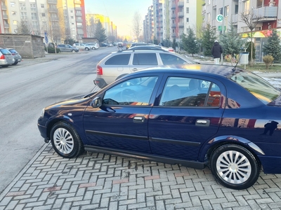 Opel Astra Sedan 66.000 km !