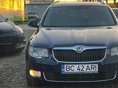 Skoda Superb Elegance-2.0 TDI -140 CP An 2010 Automata DSG Navi