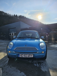 Mini Cooper 1.6 benzină