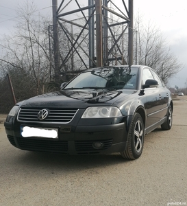 Vând Volkswagen Passat