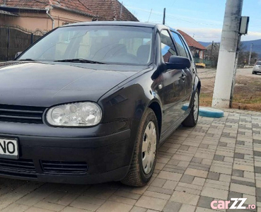 Volkswagen Golf IV