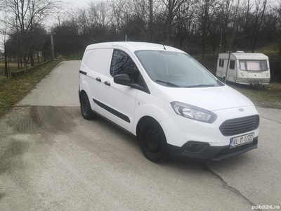 Ford transit courier Vand Schimb