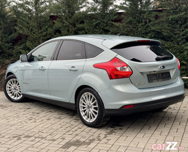 Liciteaza-Ford Focus 2015