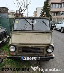 LUAZ 900 4x4 jeep militar (autostație Ukraina)