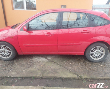 Ford focus masina