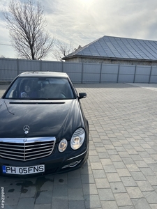 Vând Mercedes E280 V6 avangarde din anul 2008