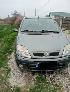 Vând Renault Megane Scenic