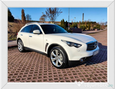 Infiniti Fx 30d-S Premium - Performanță și eleganță