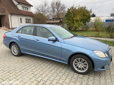 Mercedes-Benz E 200 CDI DPF BlueEFFICIENCY Automatik Elegance