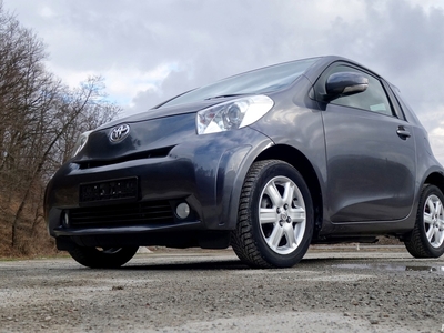 Toyota iq 2013 1,3i,98cp