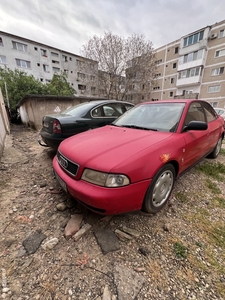 Vând Audi A4 preț excelent