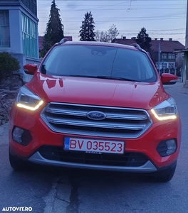 Ford Kuga 1.5 EcoBoost 2x4 Titanium