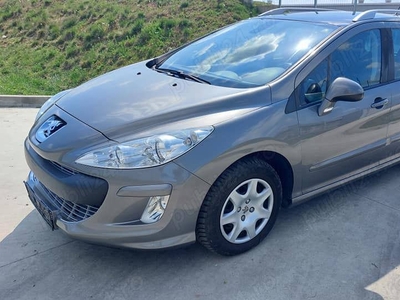 Peugeot 308 SW 7locuri Panoramic