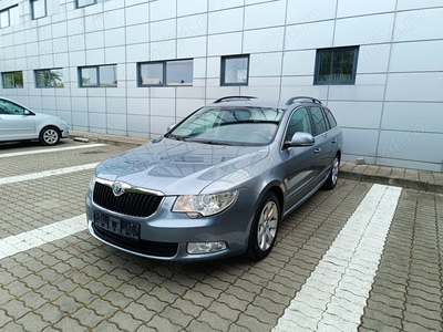 Skoda Superb Navigație mare și Color