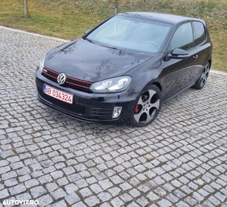 Volkswagen Golf 2.0 GTI