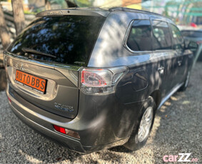 Mitsubishi Outlander Hybrid