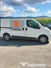 Renault trafic masina