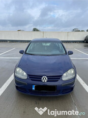 VW Golf 5 1.6FSI