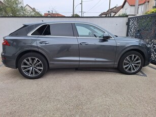 Audi Q8 50 TDI quattro tiptronic