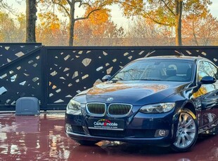 BMW Seria 3 325xi Coupe