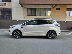 Ford Kuga 2.0 TDCi 4WD Powershift ST-Line